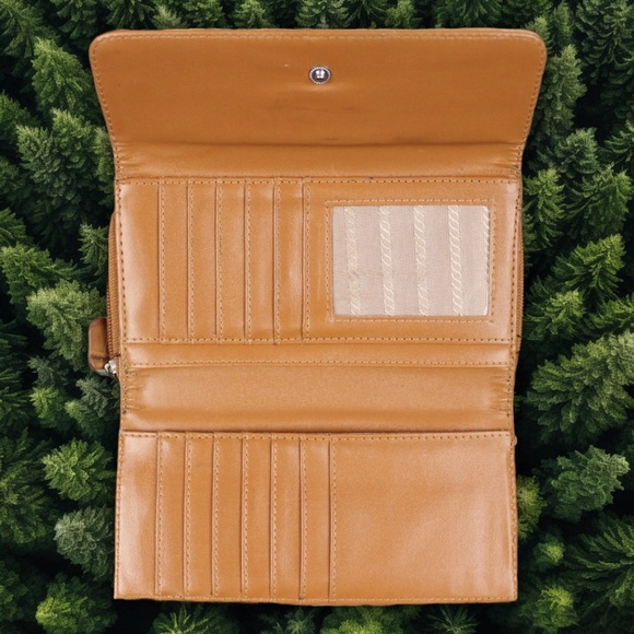 prada crocodile skin tri-fold wallet - Picture 3 of 5